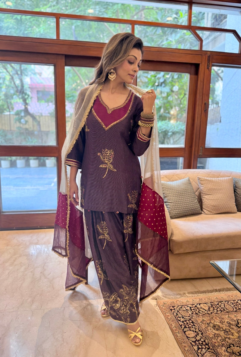 Meghna Nayyar in Purple Hand Embroidered Neck Farshi Set
