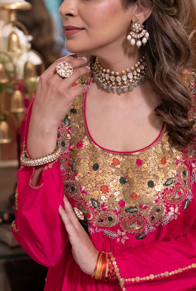 Meghna Nayyar in Pink Paisley Matka Adhira Kurta Set