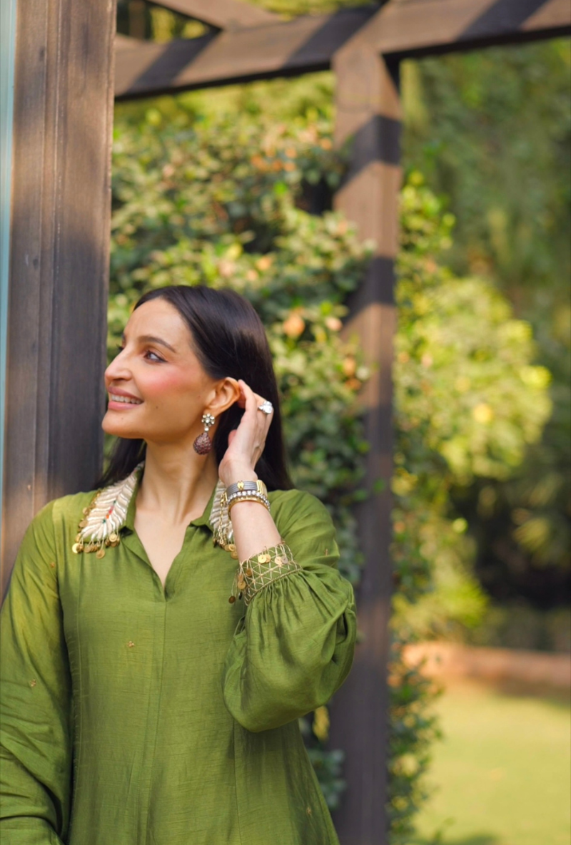 SUMAYA DALMIA IN Green Pankh Collar Adhira Kurta Set