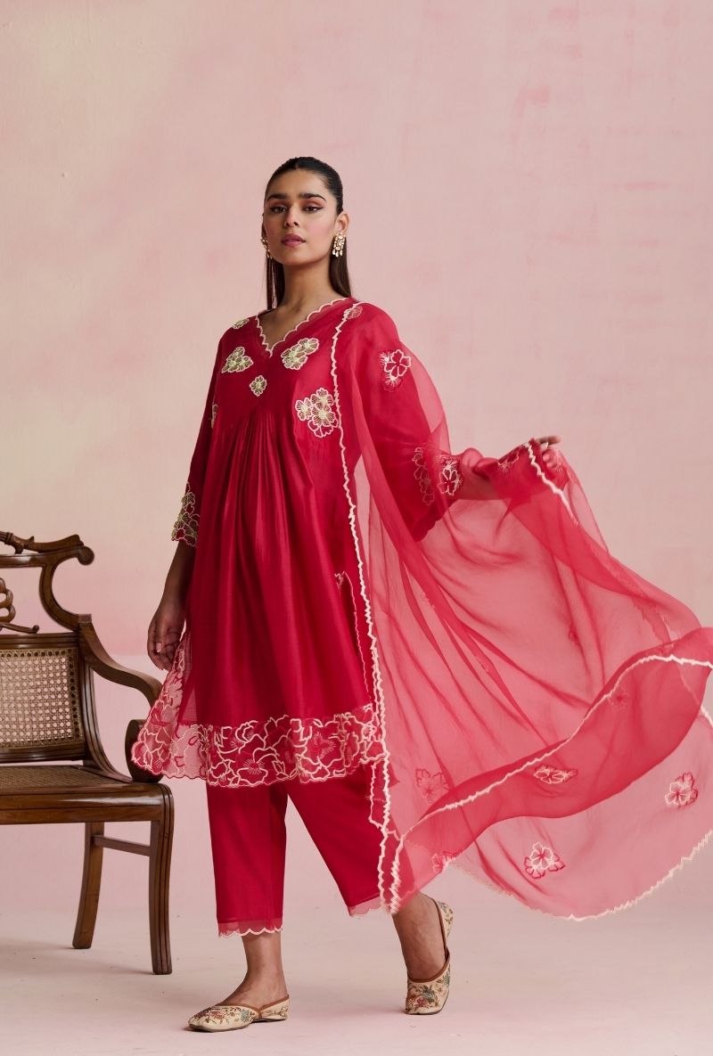 Raspberry Pink Applique And Cutwork Amara Kurta Set