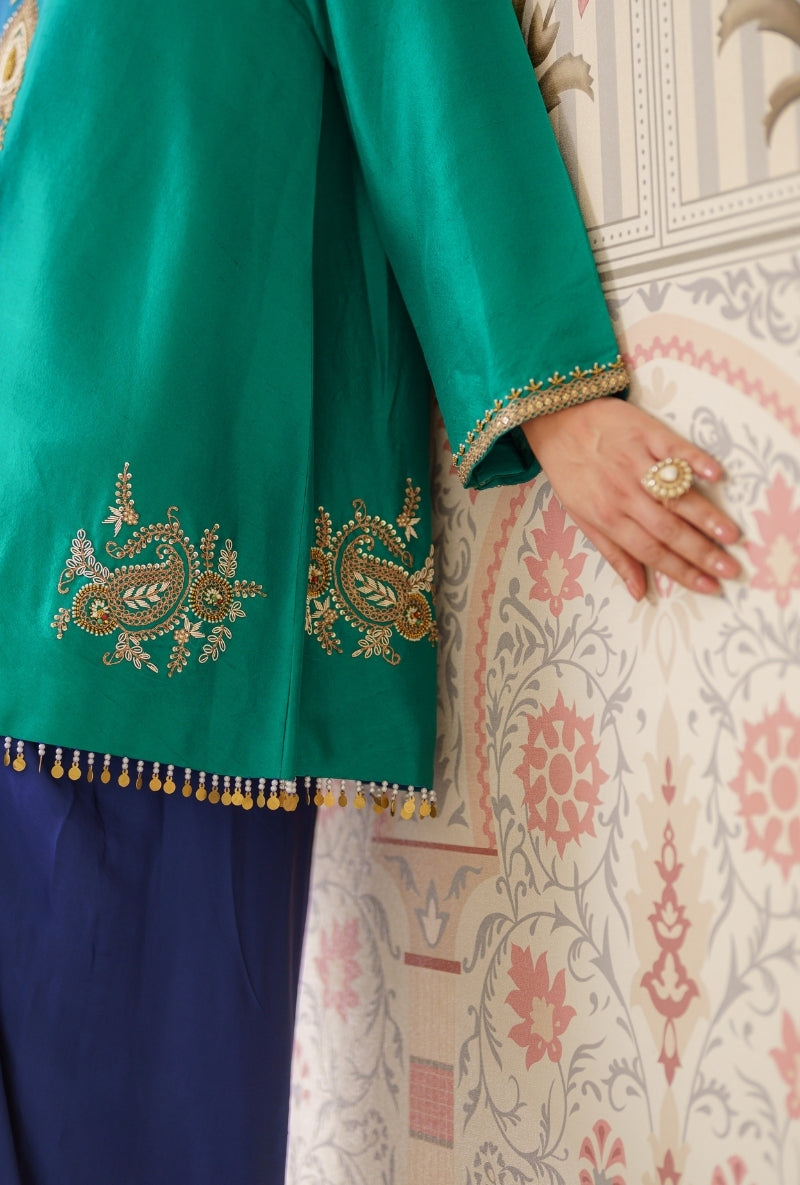 Blue &amp; Green Ombre Motif Hand Embroidery Mallika Drape Skirt Set