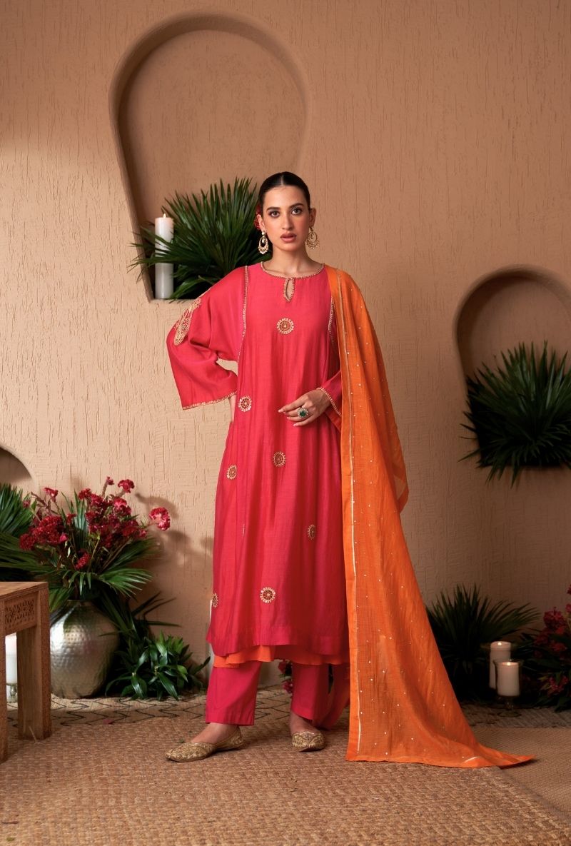 Rani Pink Contrast Lining Square Sleeve Naveli Kurta Set