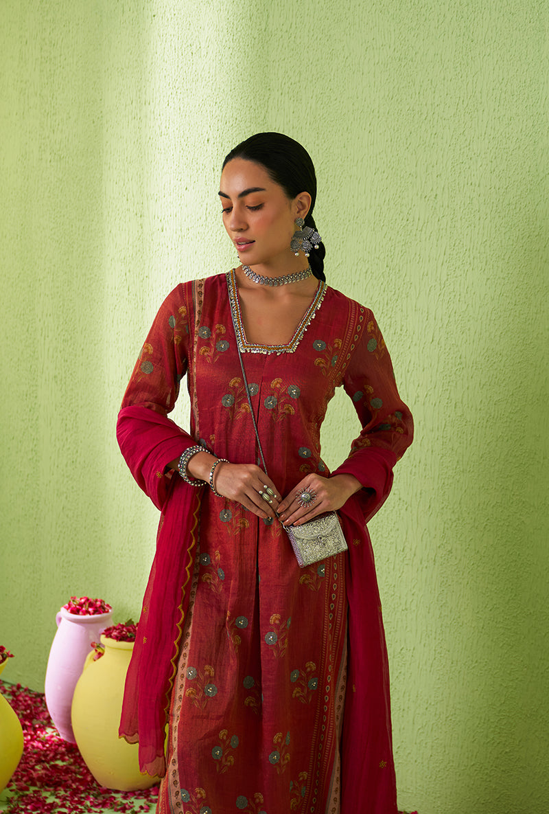 Rani Pink Glass Neckline Taara Kurta Set