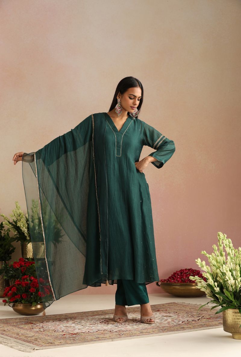 Bottle Green Hand Ebroidered Itrh Kurta Set