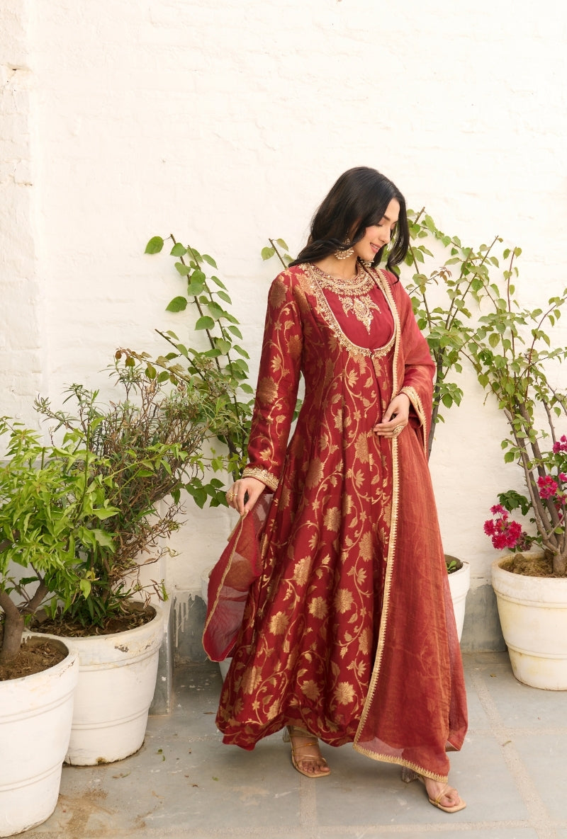 Maroon Brocade Sabah Cape Set