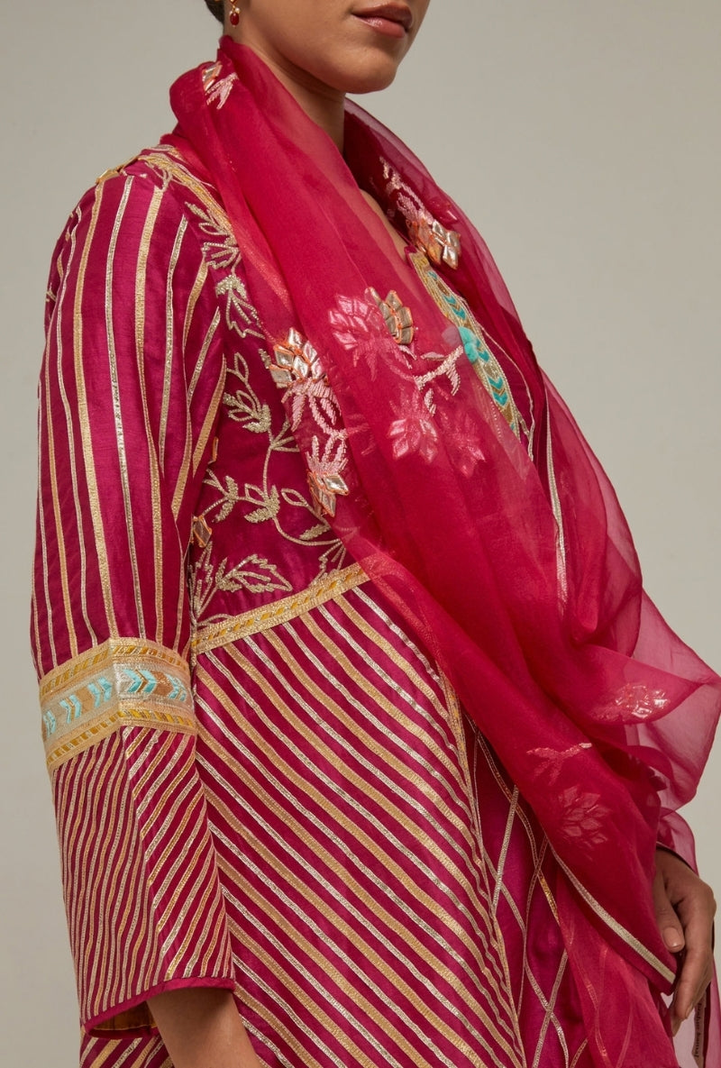Magenta Gota Jaal Work Mehreen Farshi Set
