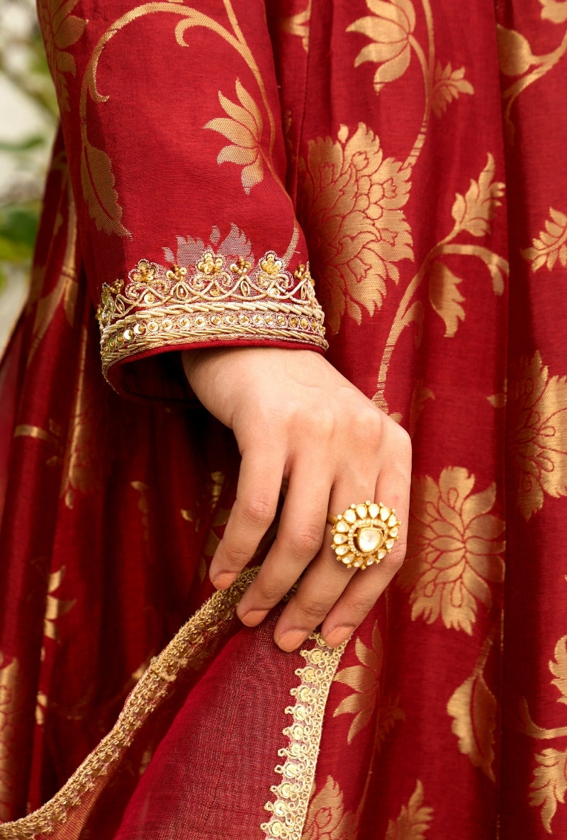 Maroon Brocade Sabah Cape Set