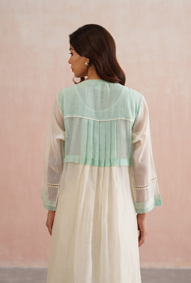 Ivory Pearl Embroidered Prisha Kurta Set