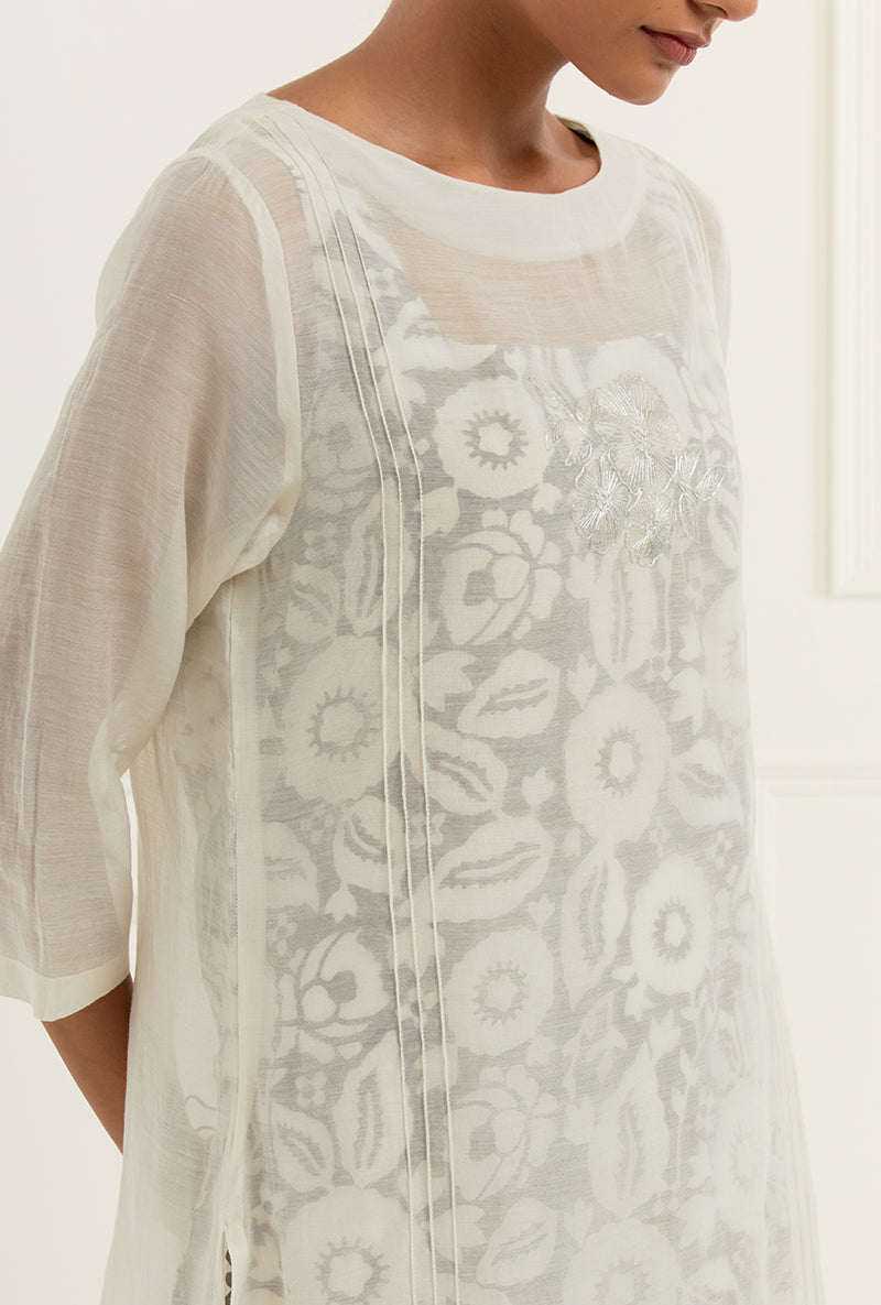 Off White Embroidered Pintuck Kurta With Printed Slip Sehar Kurta Set