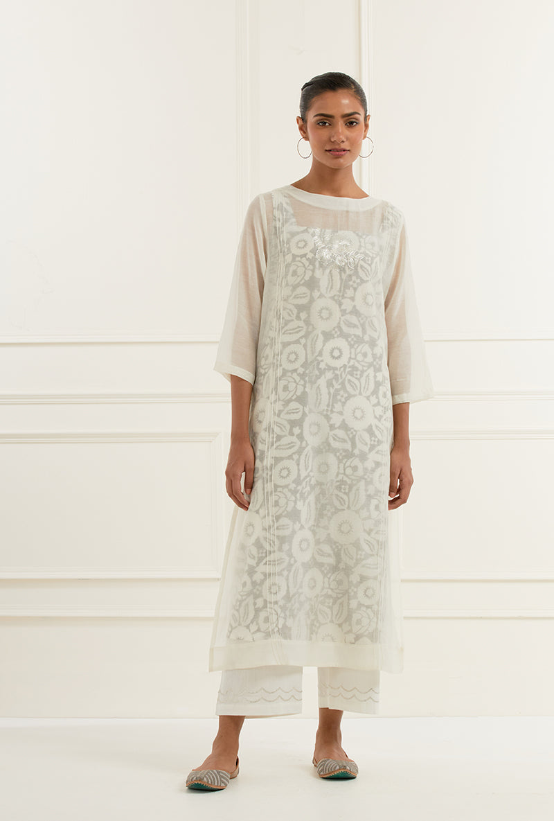 Off White Embroidered Pintuck Kurta With Printed Slip Sehar Kurta Set