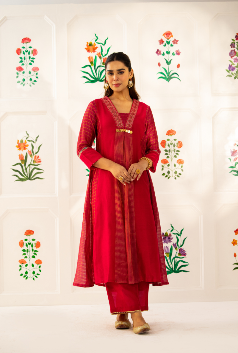 Pink V-Neck Placket Kishmish Kurta Set