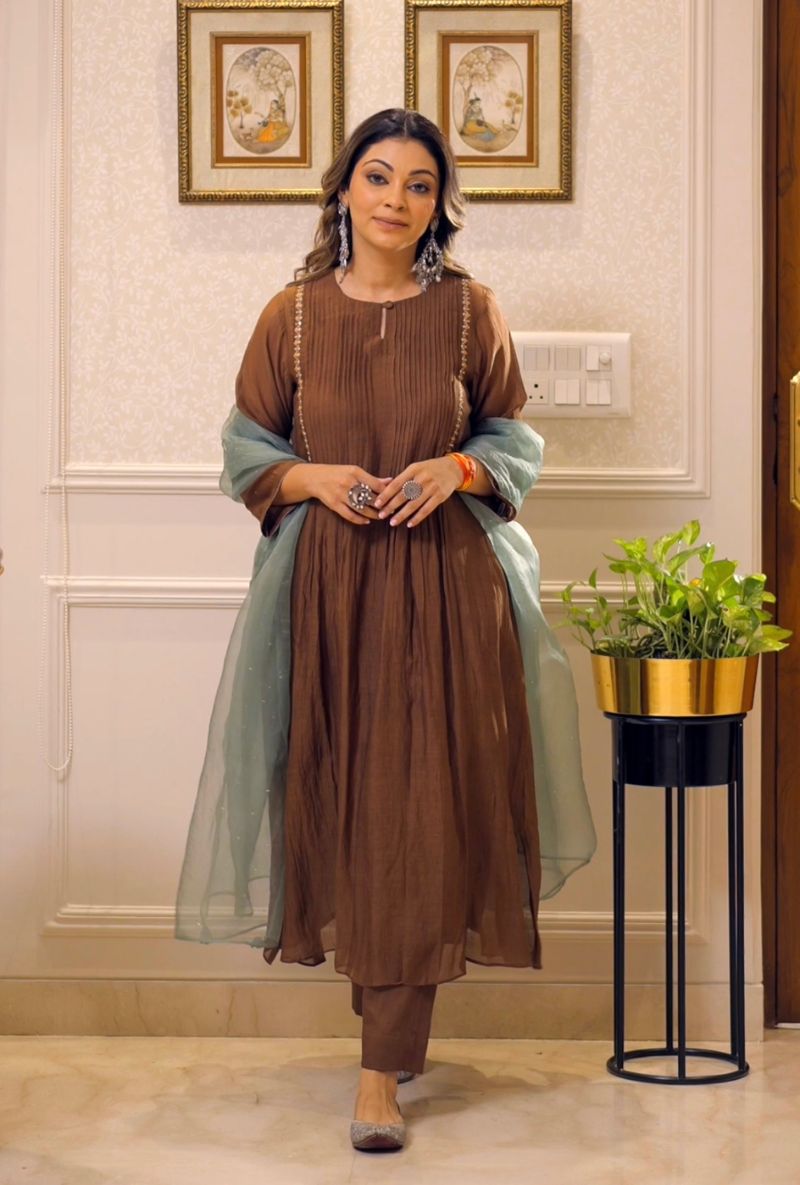 Meghna Nayyar in Brown Embrodeired Front Gather Raas Kurta Set