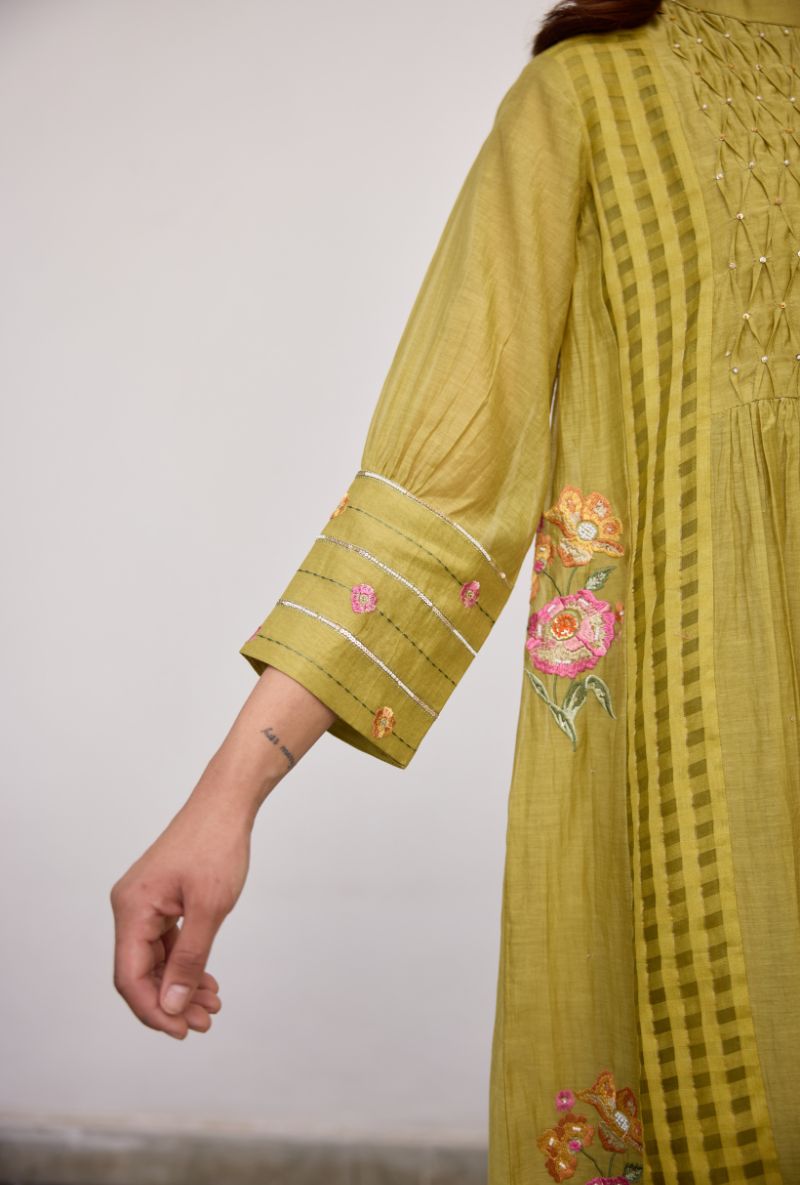 Green Smocked Yoke With Sequin Vaidehi Kurta Set