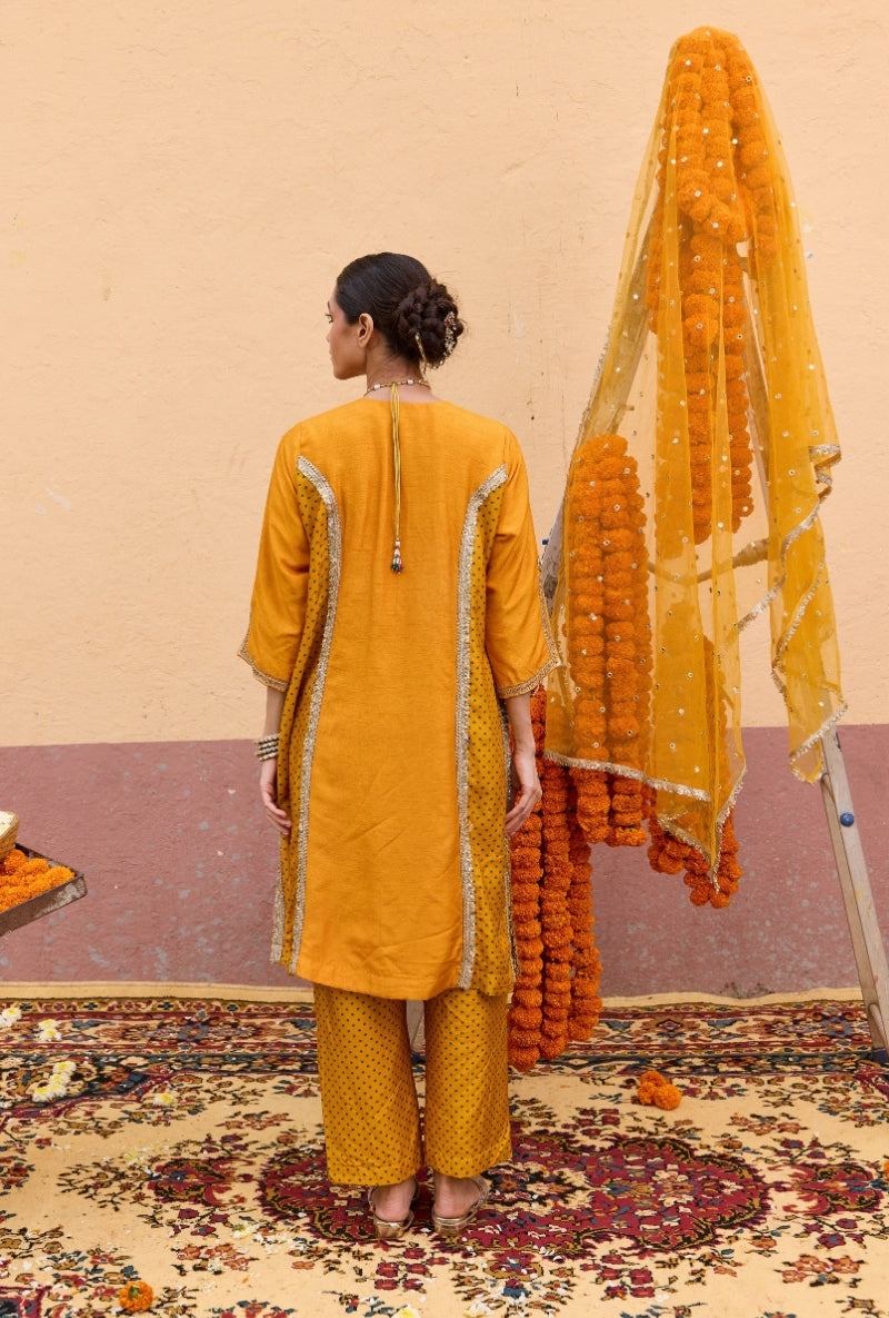 Yellow Mirror And Zardozi Embroidered Oorja Kurta Set