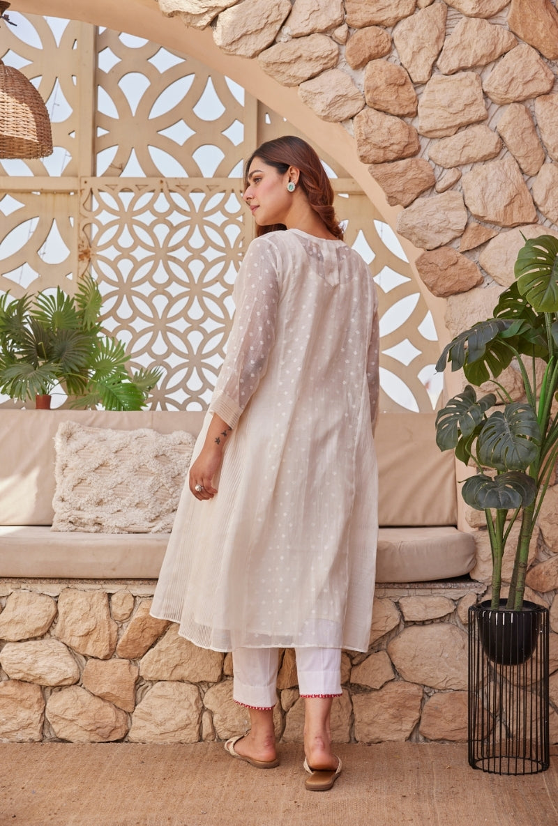 Ivory Thread Motif Yoke Tarini Kurta Set