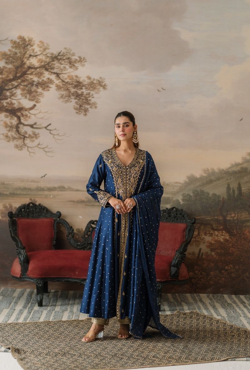 Blue Embroidered Front Slit Gulbano Anarakli Set