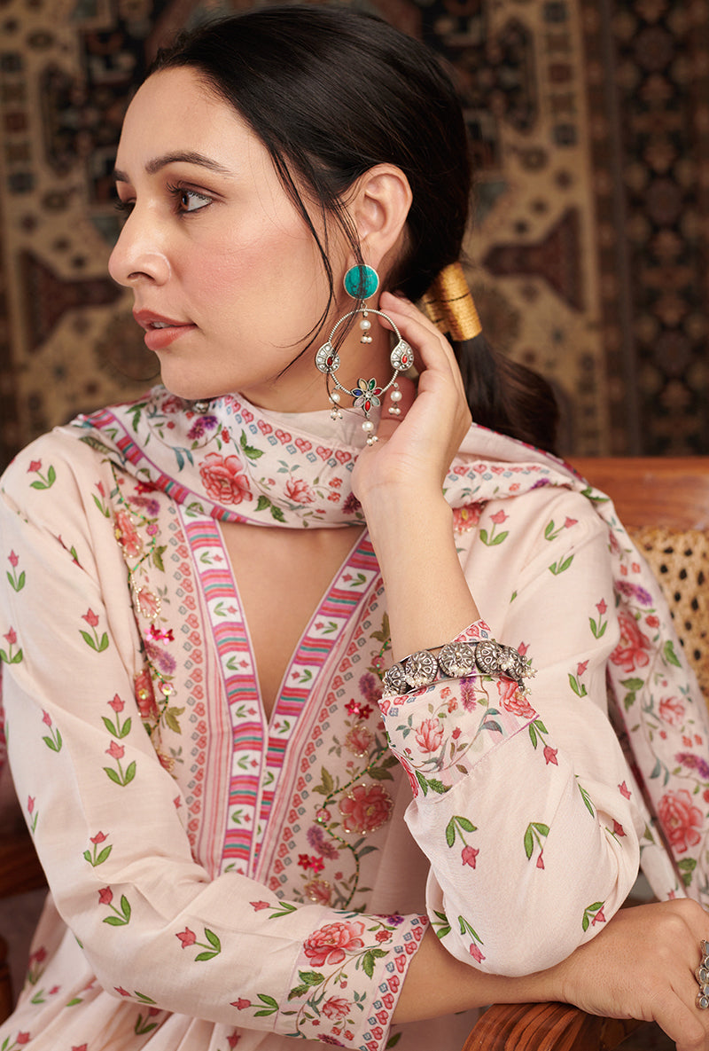 Ivory Gul Embroidered Aalam Kurta Set