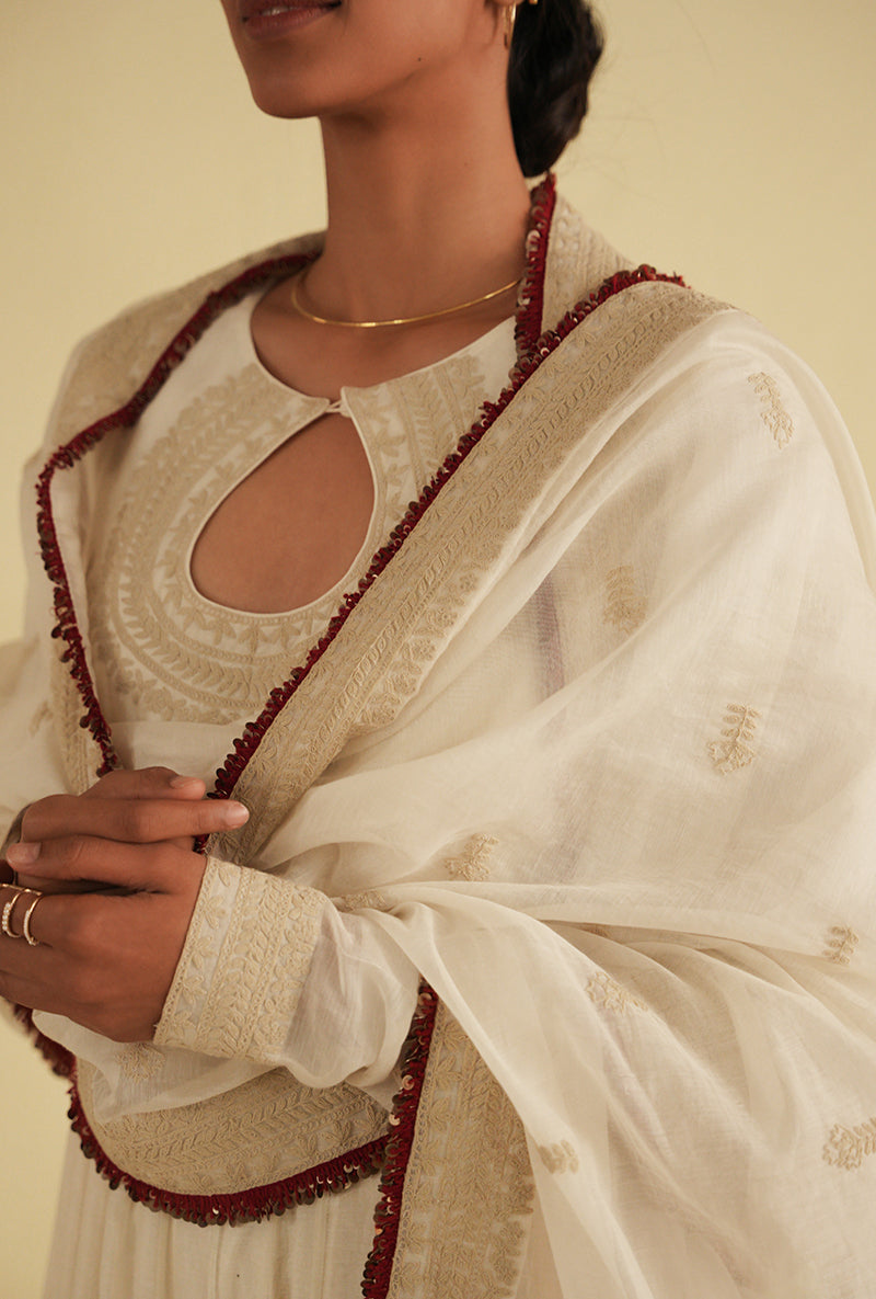 Ivory Kalidar Noorie Kurta Set