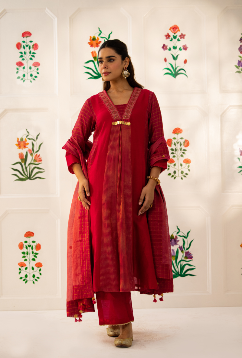 Pink V-Neck Placket Kishmish Kurta Set