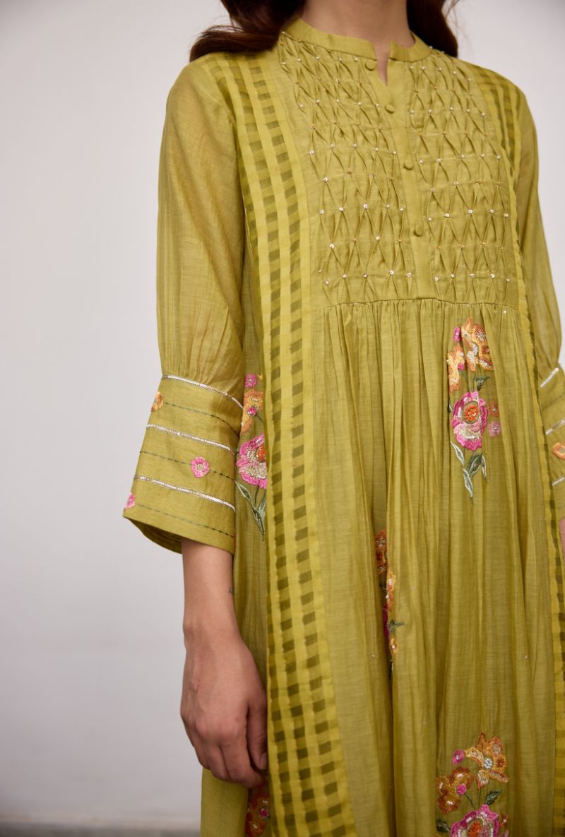 Green Smocked Yoke With Sequin Vaidehi Kurta Set