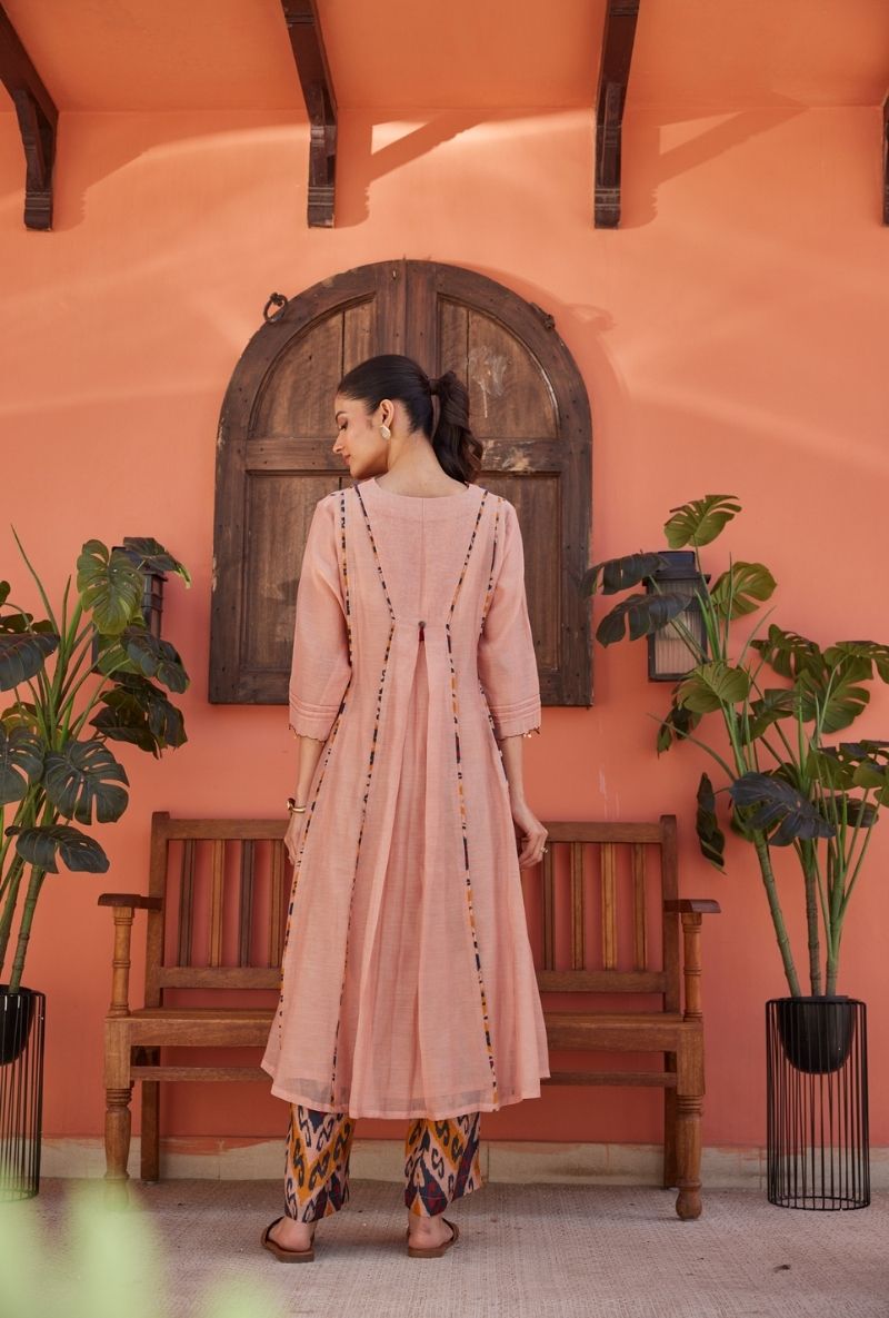 Rose Pink Scalloped Threadwork Neck Maeri Kurta Set