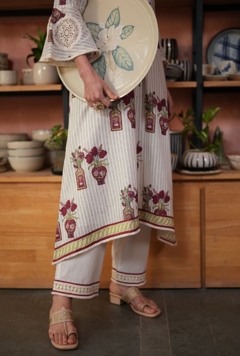 Ivory Handblock Vase Motif Asymmetrical Raisa Kurta Set