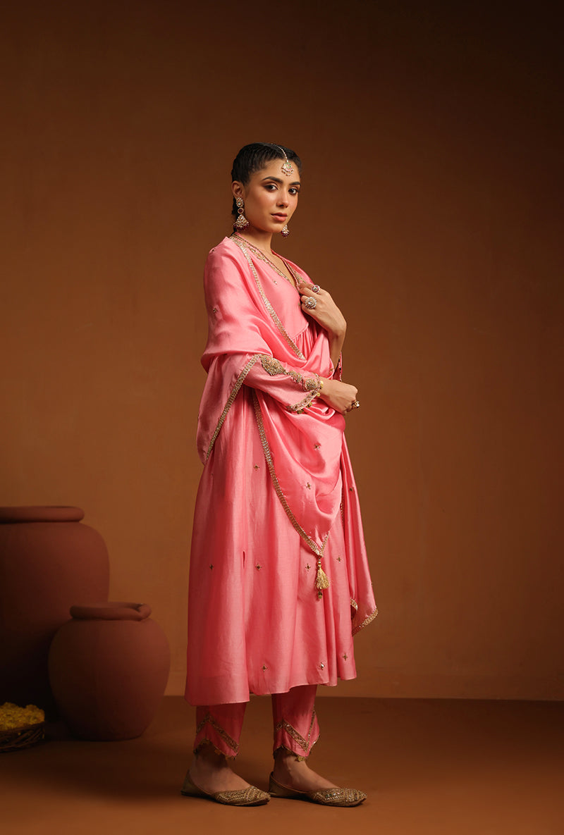 Pink Chunnat Ishq Kurta Set
