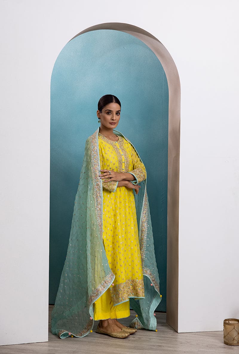 Yellow & Blue Classic Zari Neck Raha Kurta Set