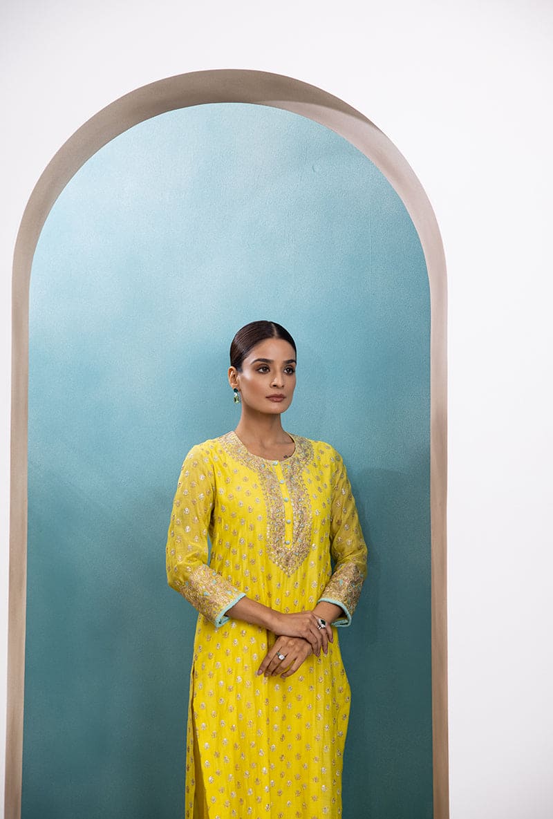 Yellow & Blue Classic Zari Neck Raha Kurta Set