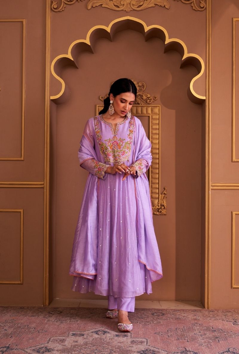 Lilac Resham Front Pleat Rasia Kurta Set