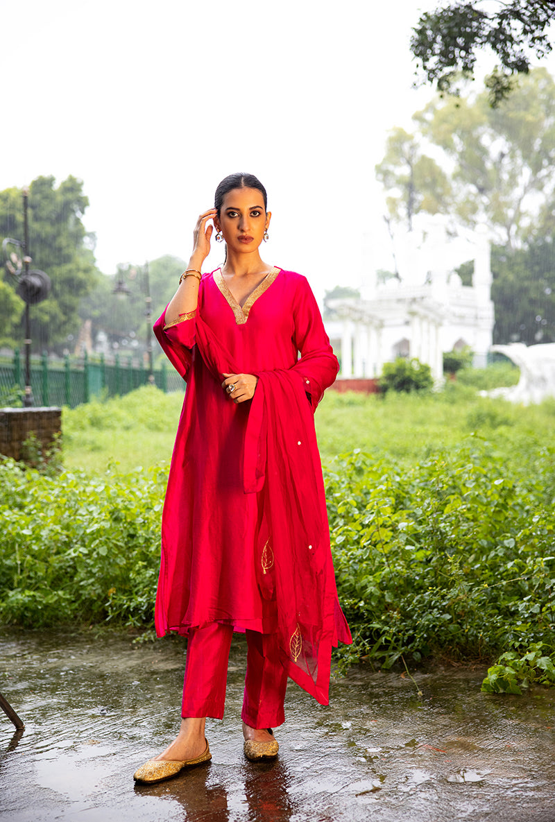 Magenta Pink Hand Embroidered Dor Kurta Set