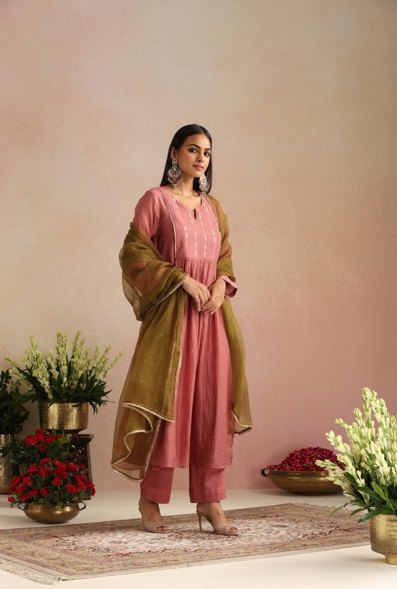 Coral Rose Hand Embroidered Yoke Itrh Kurta Set