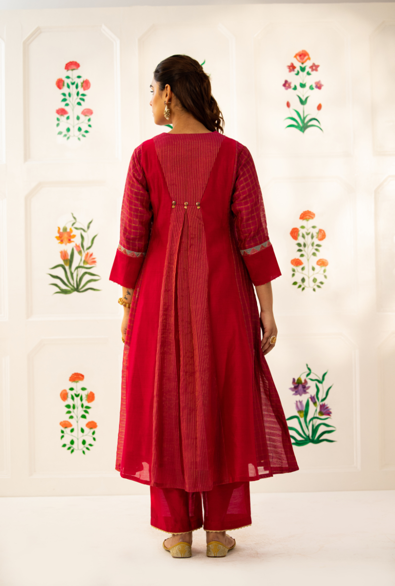 Pink V-Neck Placket Kishmish Kurta Set