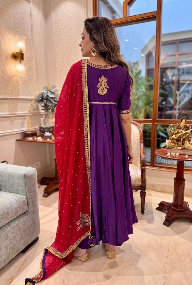 Meghna Nayyar in Purple Zari Motif Anarkali Set
