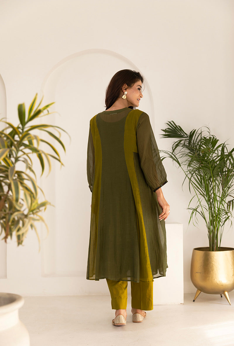 Green V Neck Mirror Ruhi Kurta Set
