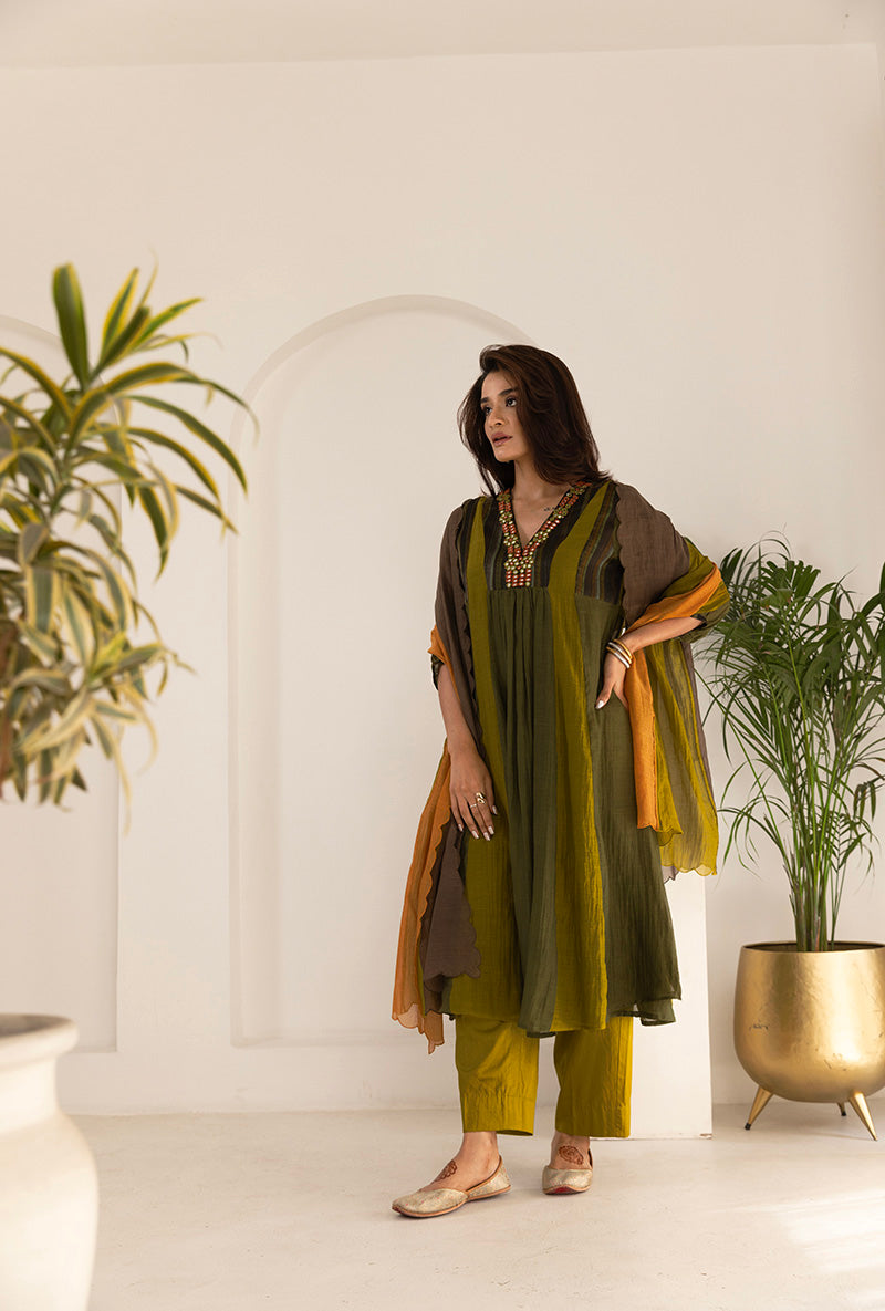 Green V Neck Mirror Ruhi Kurta Set
