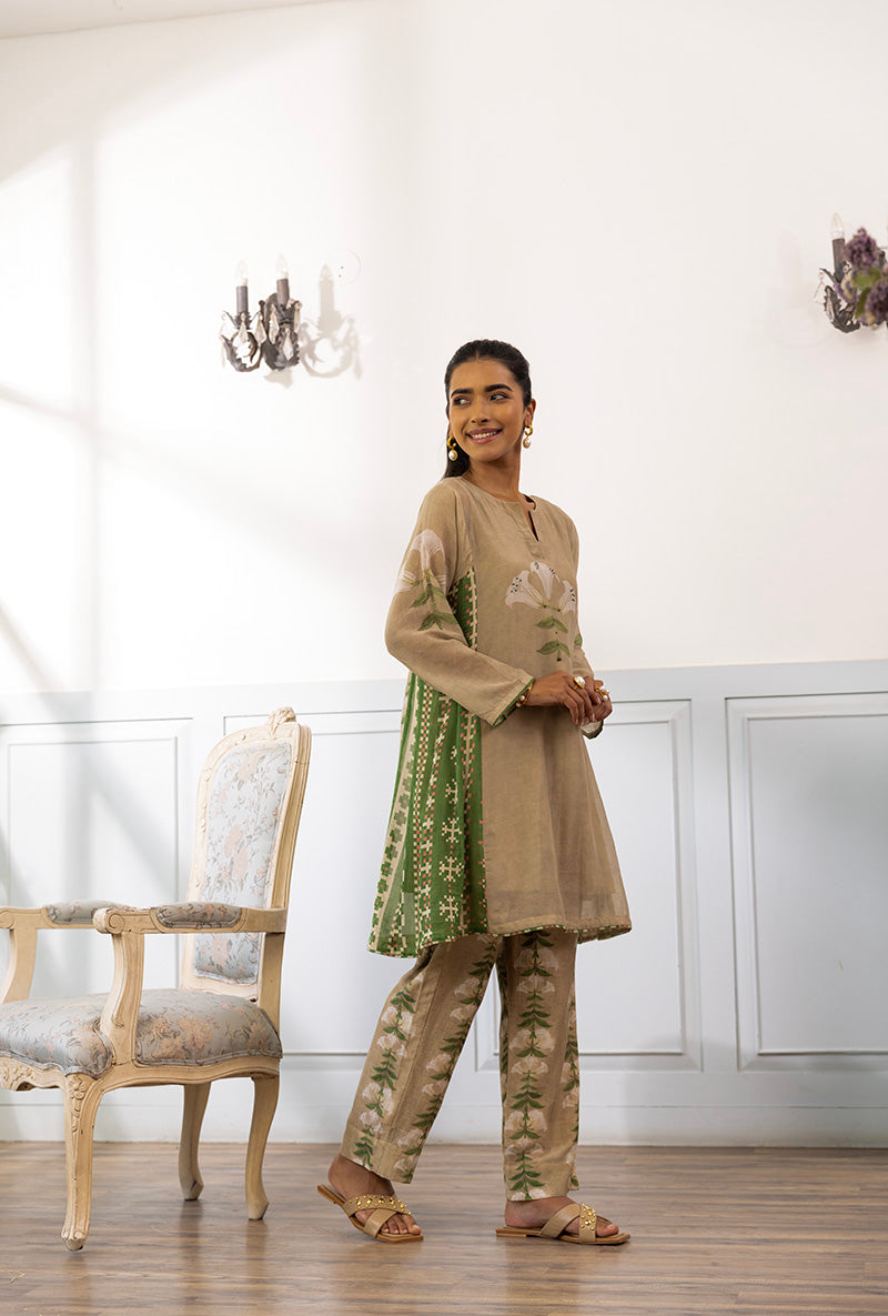 Meghna Nayyar in Beige Printed Dahlia Co-ord set