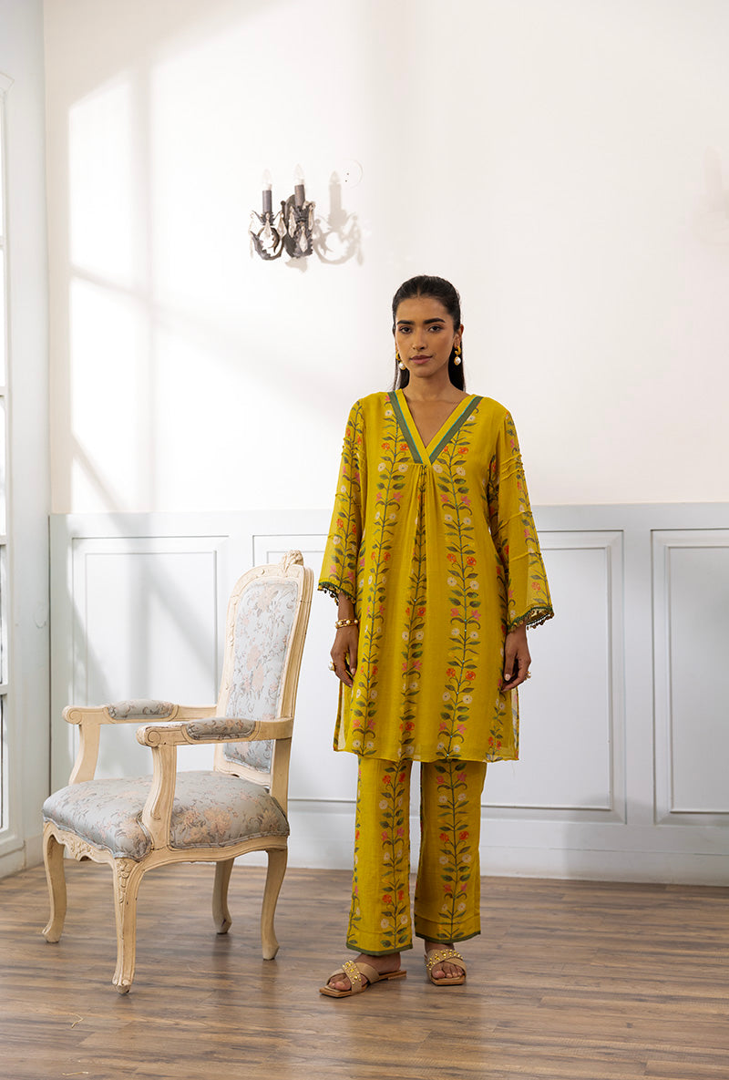 Mustard Flower Printed Dahlia Kurta Set