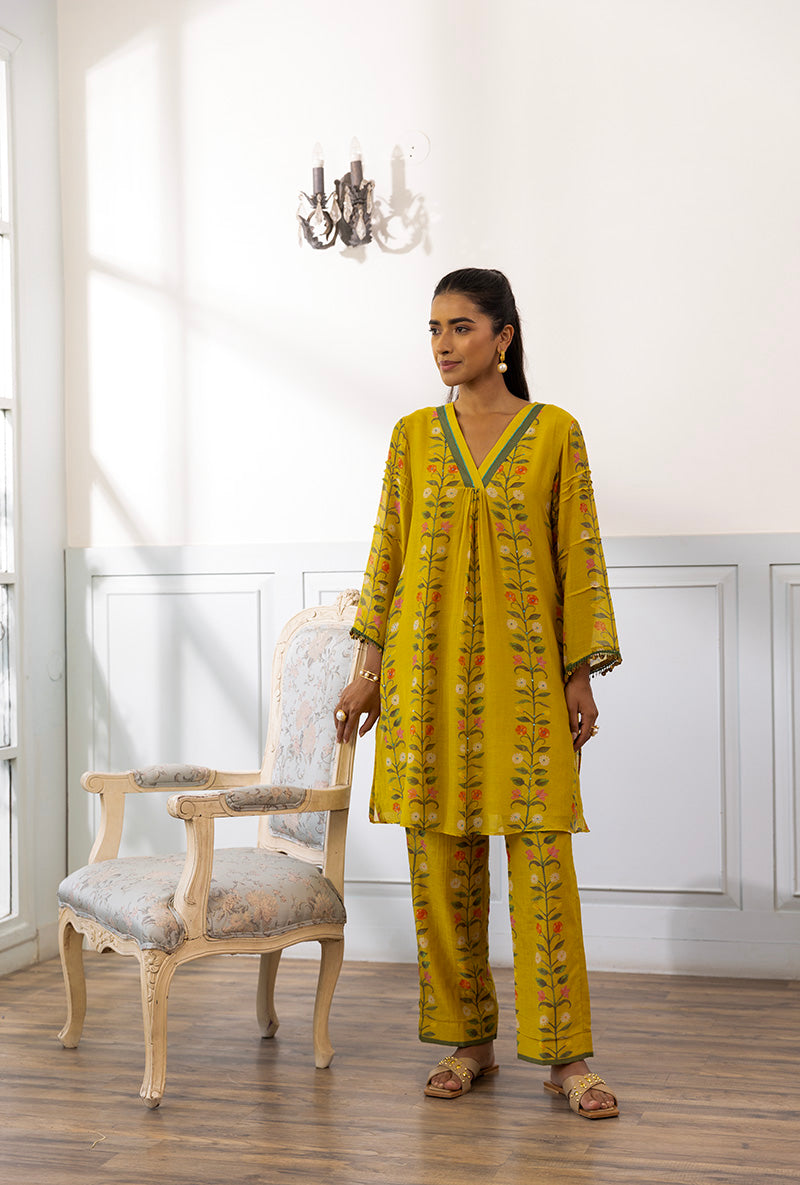 Mustard Flower Printed Dahlia Kurta Set