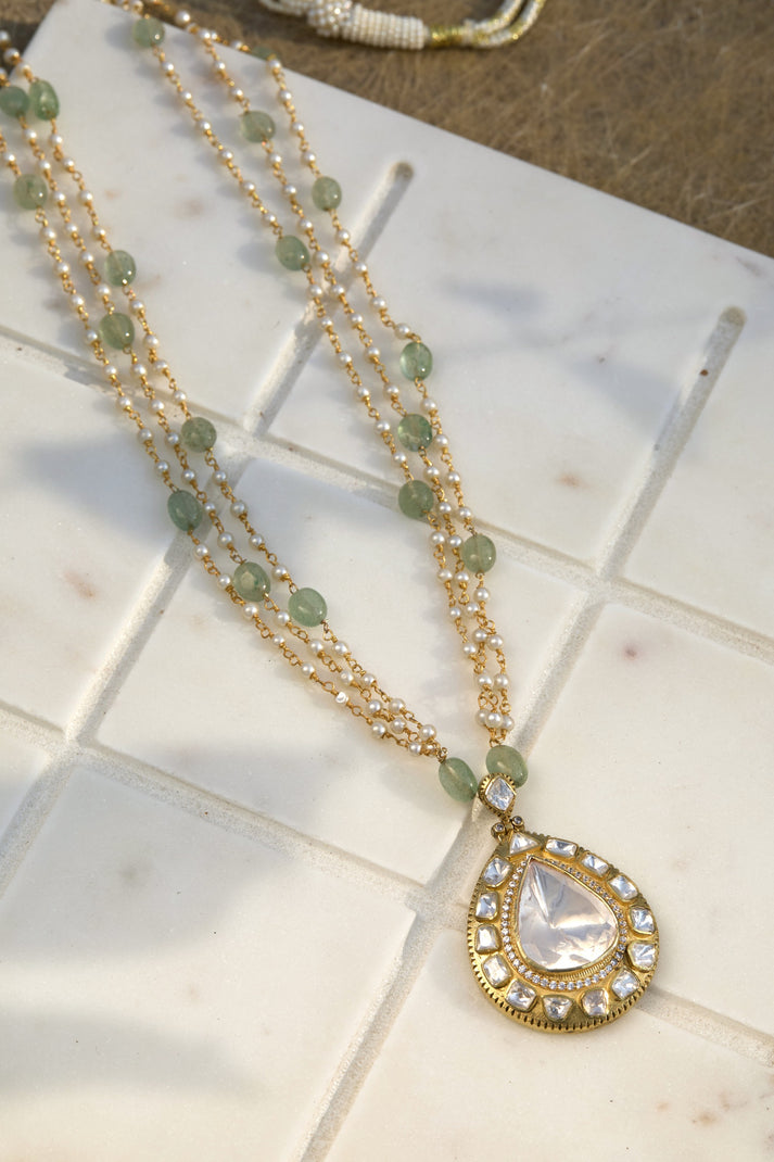 Nagma Pendant