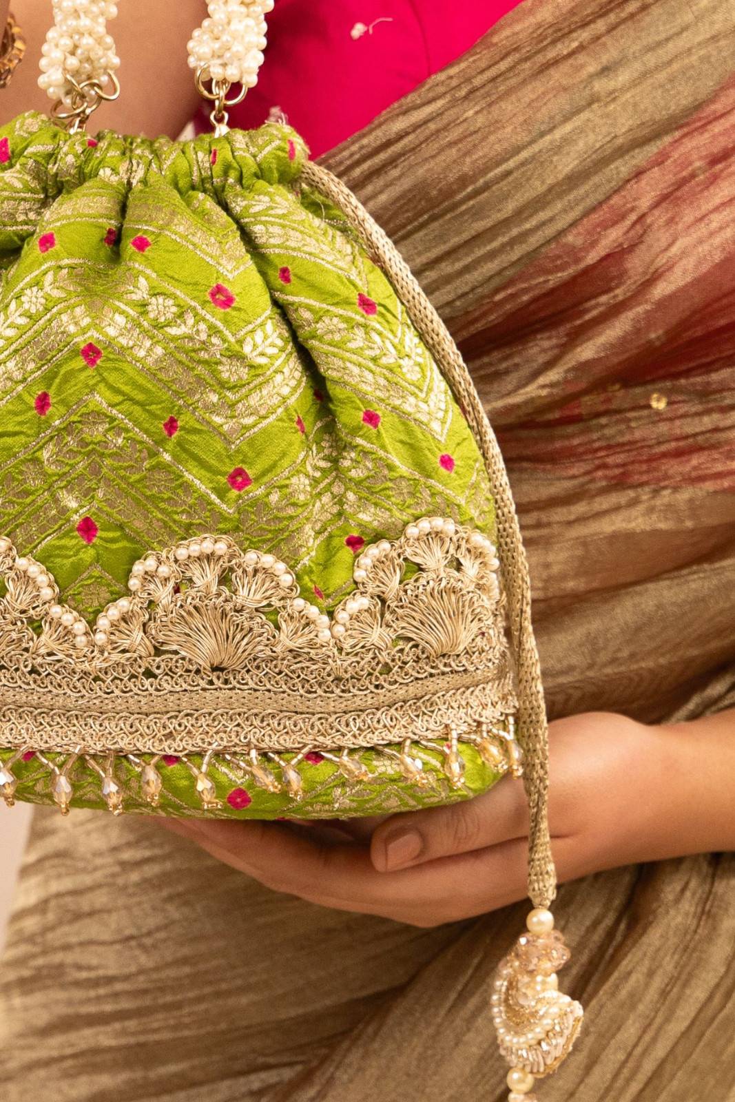 Mehendi Green Rumani Bandhani Bucket Bag