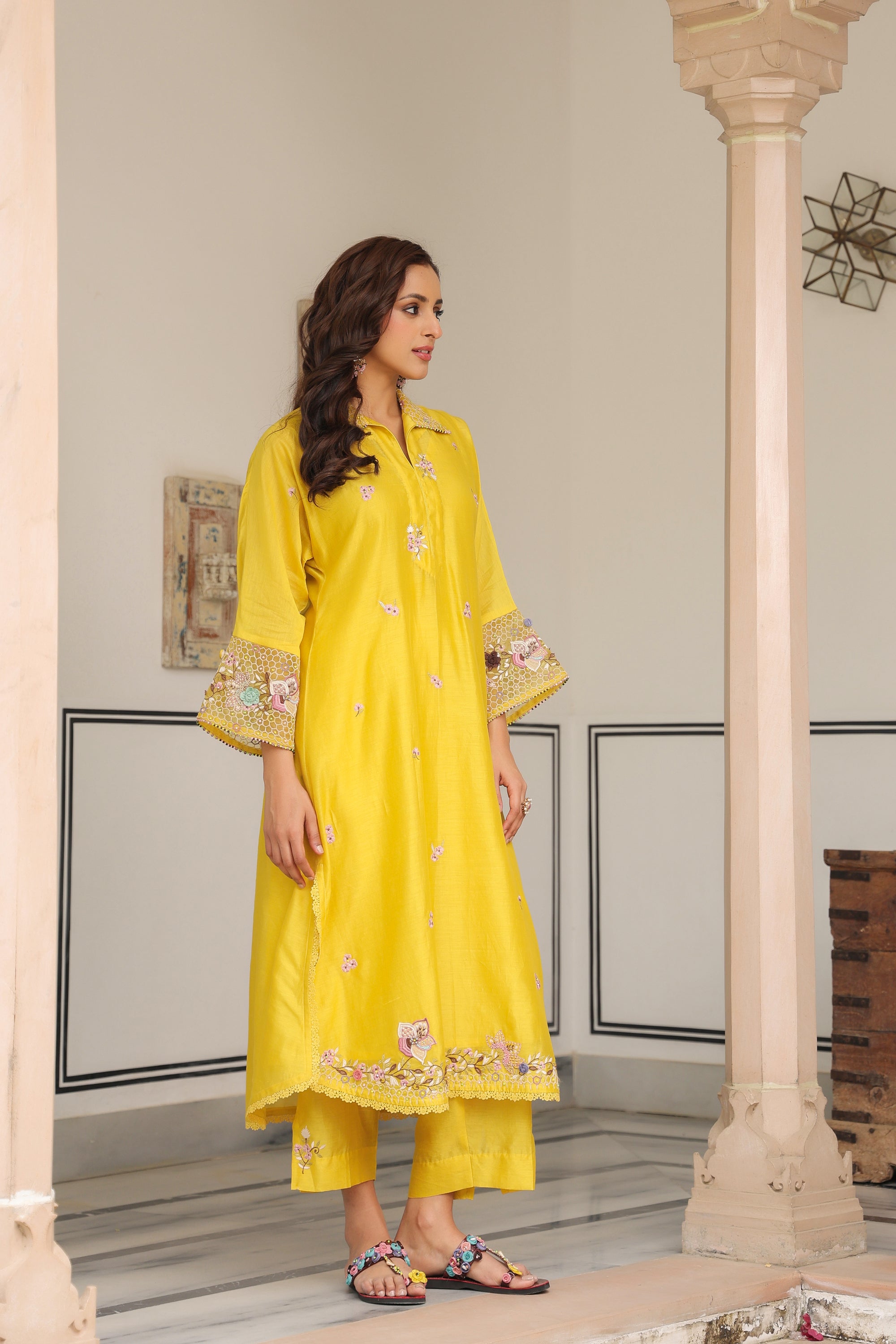 Yellow Collar Reet Kurta Set