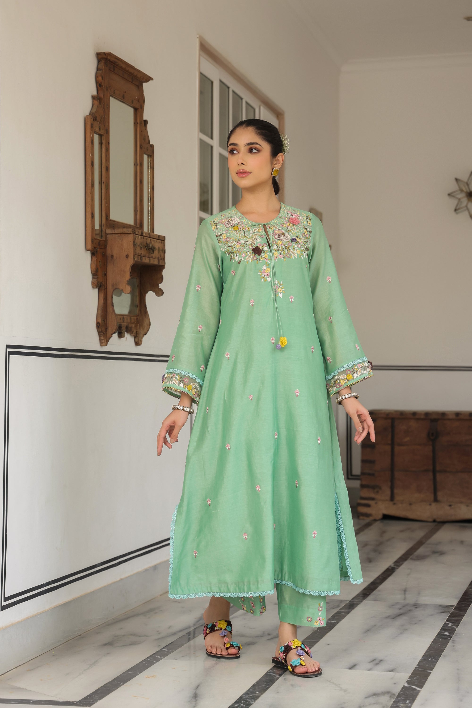 Green Choker Neck Reet Kurta Set