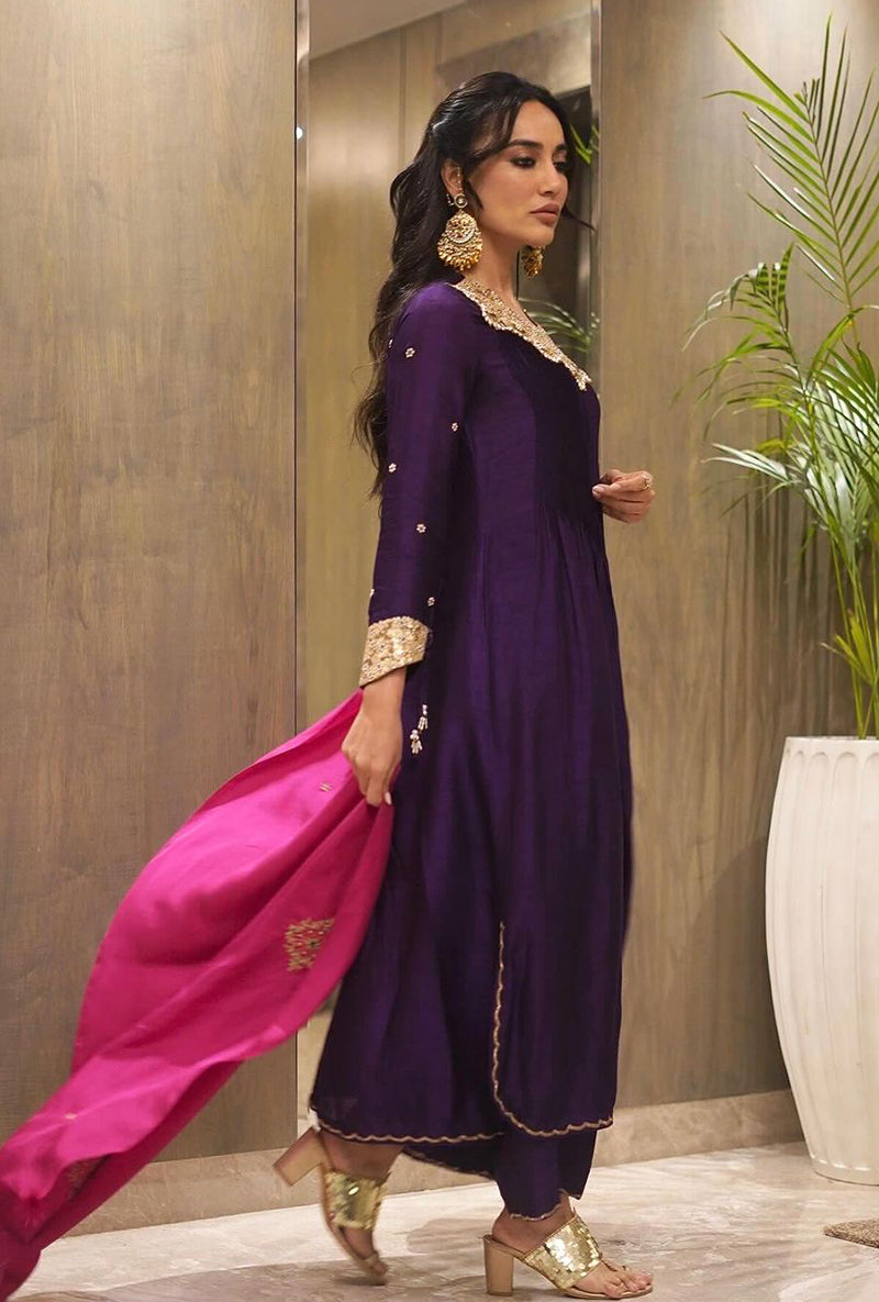 Surbhi Jyoti In Purple Choker Neck Aayat Kurta Set