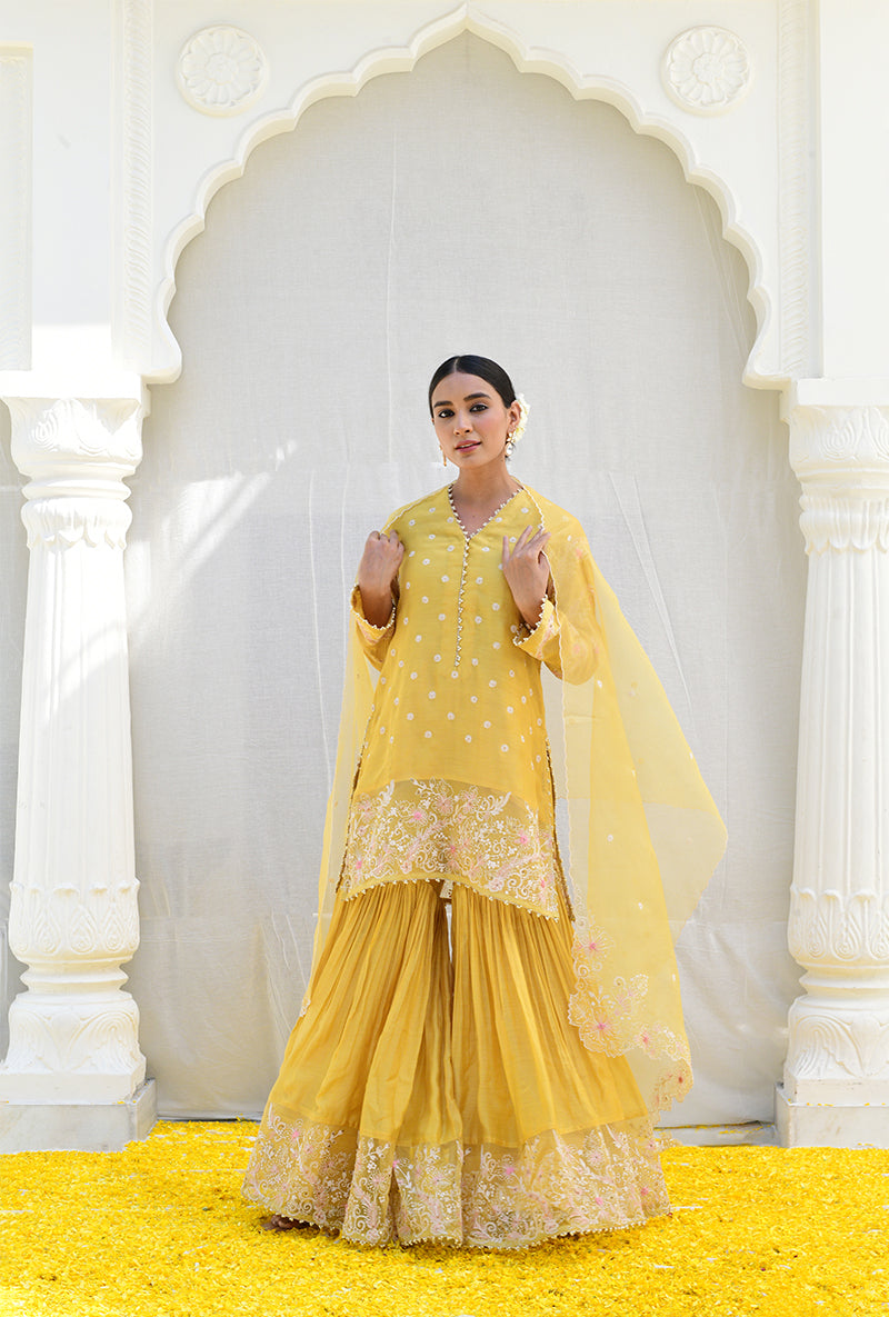 Yellow Heavy Izra Gharara Set