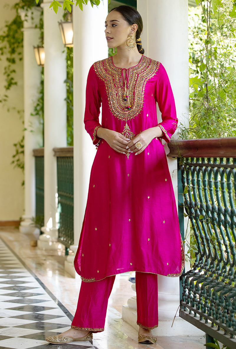 Rani Pink Resham And Zardozi  Heavy-Neck Aayat Kurta Set