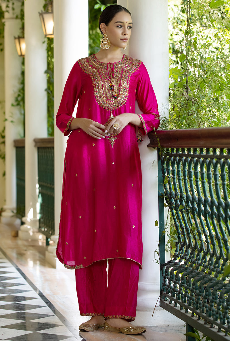 Rani Pink Resham And Zardozi  Heavy-Neck Aayat Kurta Set