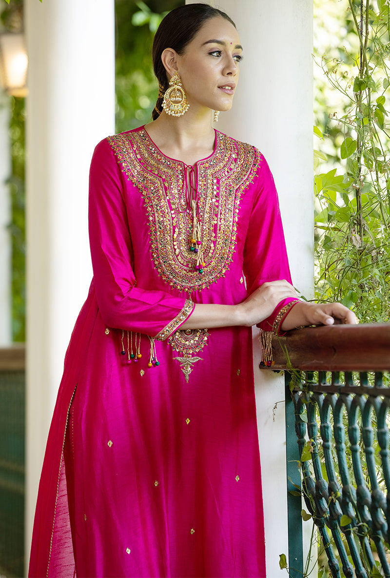 Rani Pink Resham And Zardozi  Heavy-Neck Aayat Kurta Set