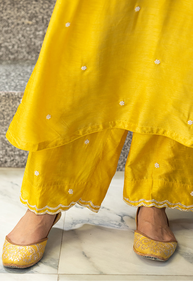 Yellow Heavy Sleeve Ameera Kurta Set