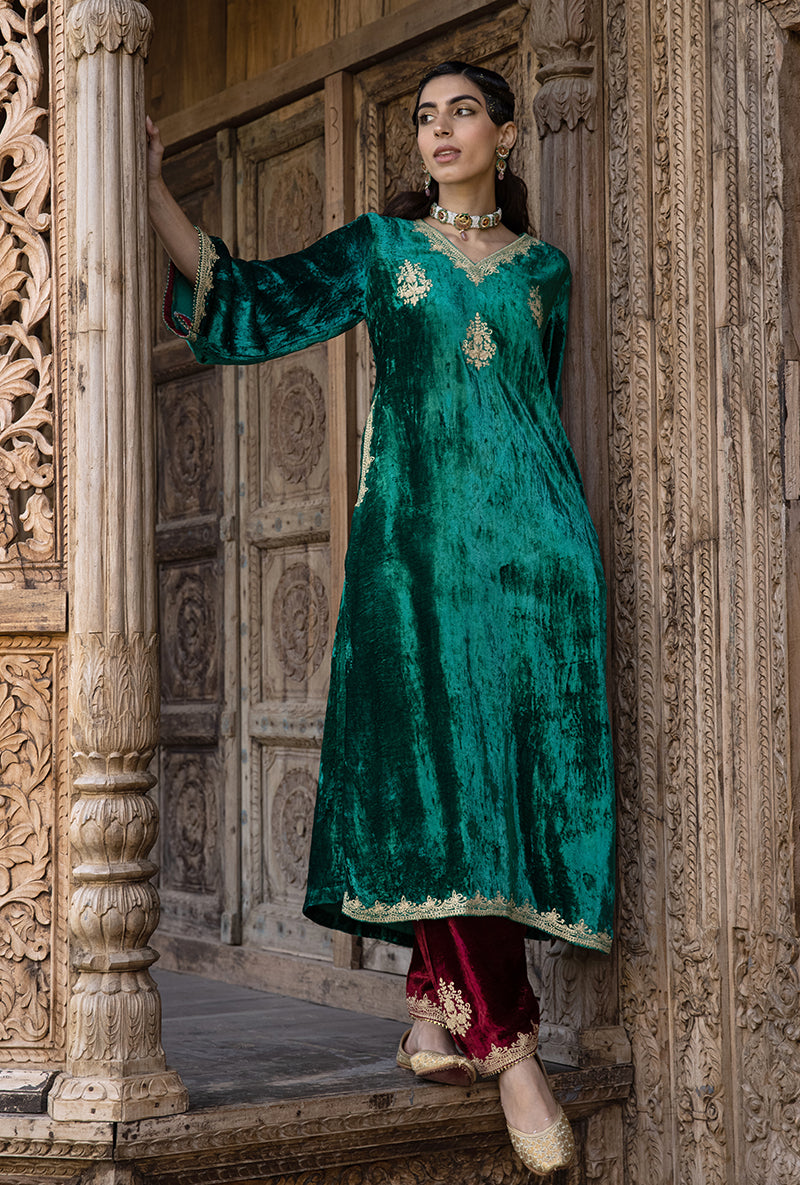 Green Velvet V Neckline Kurta Set